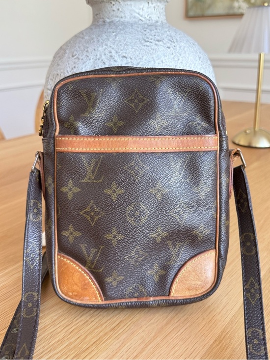Louis Vuitton Handbags - ✅AUTHENTIC✅LOUIS VUITTON DANUBE BAG